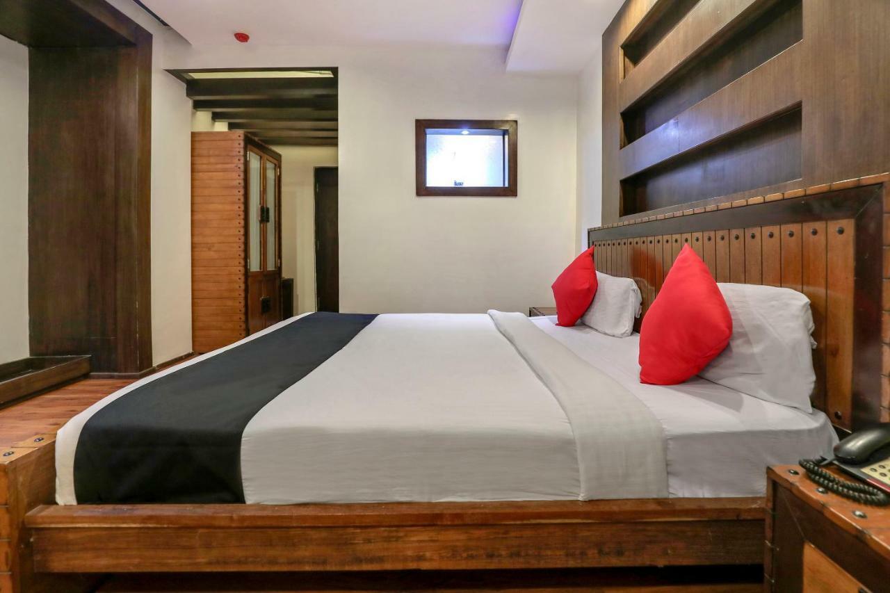 The Elite Royale Aparthotel Bangalore Exterior photo